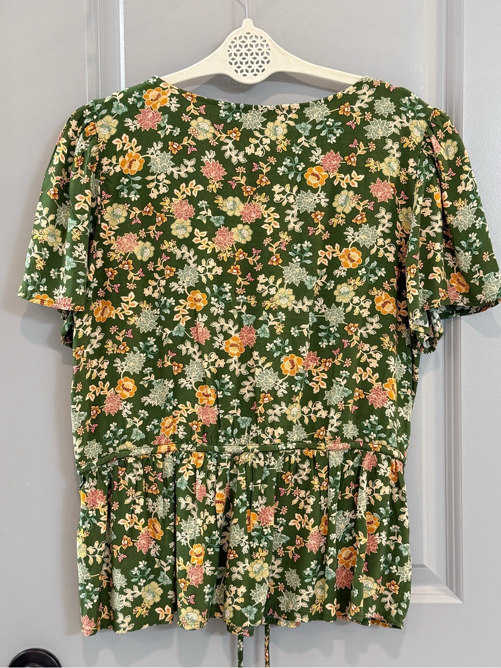 LOFT Olive Green Floral V-Neck Peplum Top - Picture 4 of 5